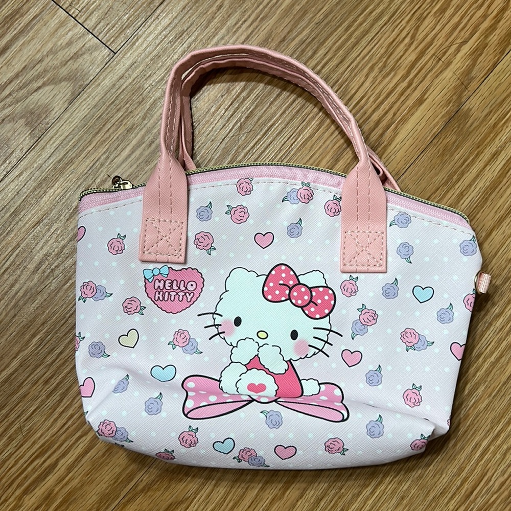 New hello kitty bag